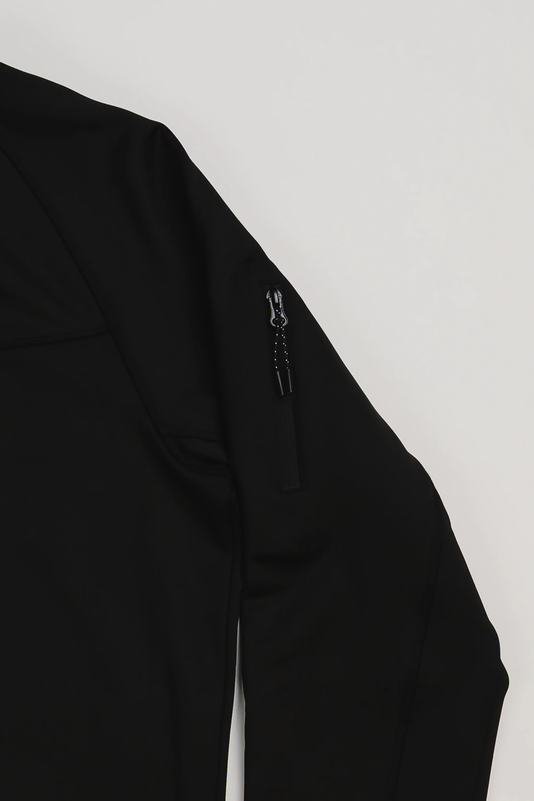 Equipe Warm Up Jacket - Black - Image 7