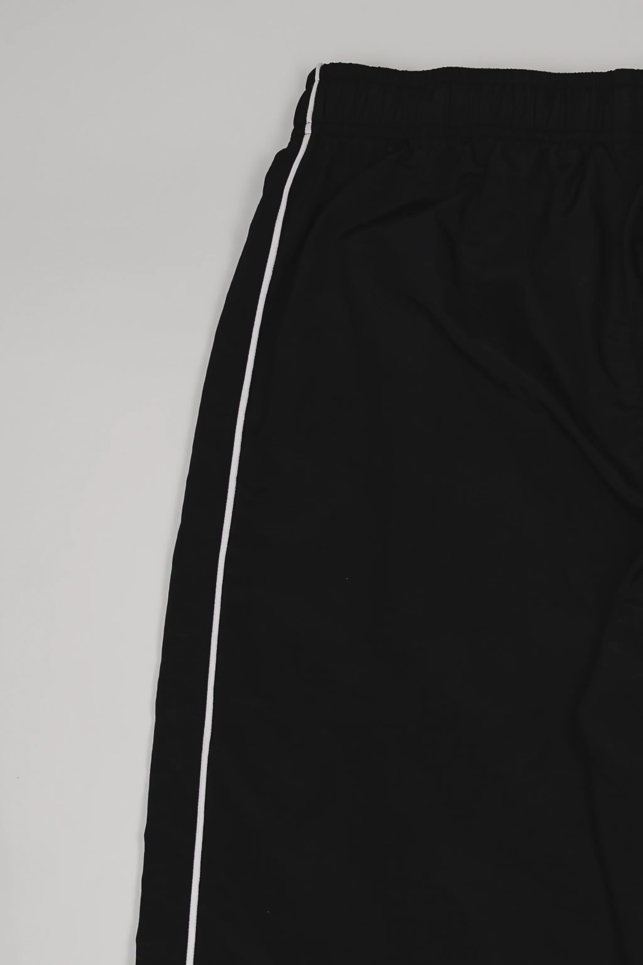 Legacy Windrunner - Black - Image 6